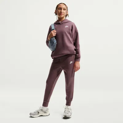 Produktbild von Nike G Nsw Club Flc Hr Ftd Pnt Lbr Barely Grape/Bright Crimson-Bl Barely Grape/Bright Crimson-Bl Xl