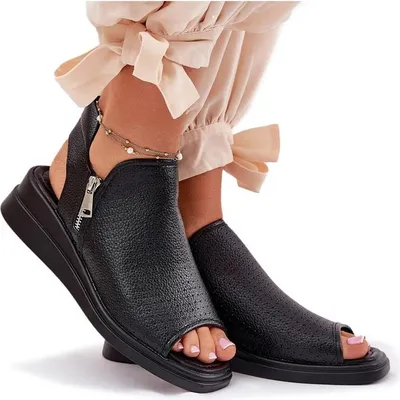 Produktbild von Damen Keilsandaletten Schwarz Mevinette 37