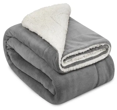 Immagine prodotto di Coperta Beautissu Sherpa Coperta da salotto Coperta morbida Grigio chiaro/Bianco Alina, 220x240 cm