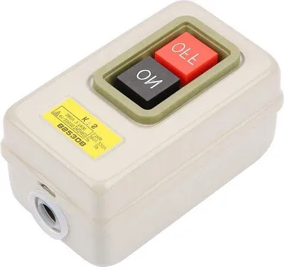 Productafbeelding van Elektrische drukknop, 3 polen, zelfuitschakelend, AC 380 V, 3.7 kW, voor motorbesturing - aan/uit schakelaar.