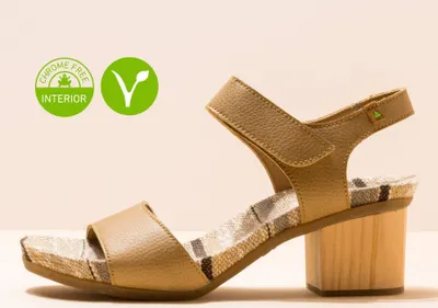 Produktbild von El naturalista Sandalen mit hoher absatz N5562T PATH CAMEL /DEBA Farbe Camel