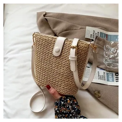 Produktbild von Kleine Damen-Schultertasche aus Stroh