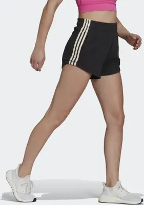 Produktbild von adidas RecCo Short Gr. M / 38-40 Damen Sweat-Shorts GJ5607