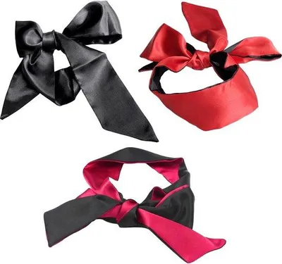 Produktbild von Famanu Schlafmaske Set aus 3 - Satin Schlafmaske für Reisen und Entspannung