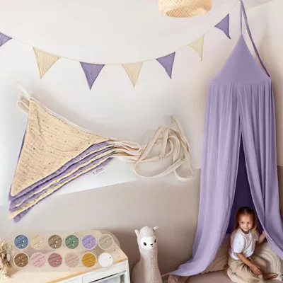 Produktbild von Handgemachte Wimpelkette aus Musselin Kinderzimmer Gold Applikation