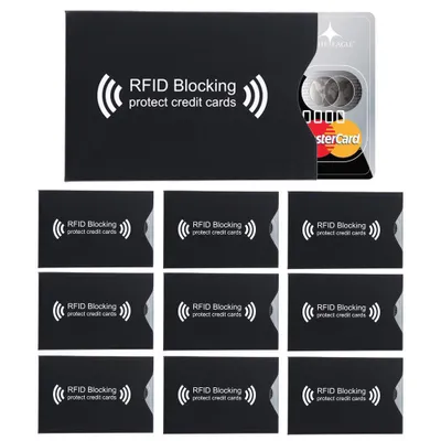 Produktbild von Intirilife 10x RFID Blocking Schutzhülle in SCHWARZ – 10 Stück RFID Blocker für EC Karten, Bankkarten, Kreditkarten, Ausweise – Kreditkartenhülle Sicherheitshülle gegen Datendiebstahl