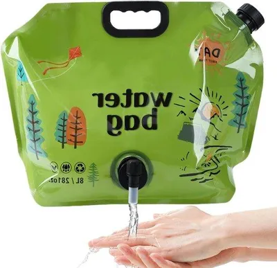 Produktbild von Leichtes, wasserdichtes Outdoor-Reservoir - 8 Liter - Legergrün