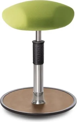 Produktbild von Sitz- Stehhocker Free Regular Triangel Gestrick Hellgrün Chrom /Natur.