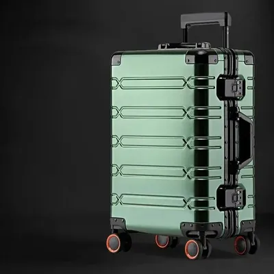 Zdjęcie produktu dla Walizka podręczna – kabinowy wózek 50 cm – twarda obudowa z aluminium i magnezu – 4 obrotowe kółka – teleskopowa rączka – zamek szyfrowy – ciemnozielony