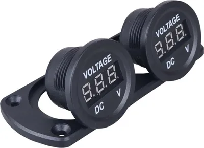 Zdjęcie produktu dla Woltomierz samochodowy LED z podwójnym wyświetlaczem cyfrowym, miernik napięcia 6-35 V do samochodów osobowych, ciężarowych, SUV-ów, łodzi i statków o napięciu 12/24 V.