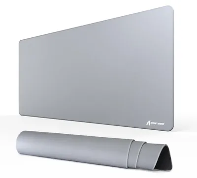 Obrázok produktu pre Herná podložka pod myš, 900 x 400 x 4 mm, sivá, vodeodolná, protišmyková, s prešitými okrajmi
