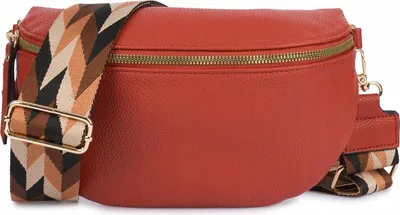 Image de Grand sac à bandoulière spacieux pour femme en similicuir rouge bordeaux