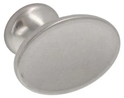 Obrázek produktu pro Kovová úchytka na nábytek, materiál zamak, průměr 42 mm x 27 mm, povrchová úprava: starožitný nikl