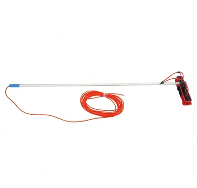 Produktbild von Solarpanel Reinigungsbürste Set - Teleskopstange 5 m - Wasserführende Bürste 35 cm 180° - Schlauch 20 m - 4 Düsen - Aluminium rostfrei - Rot