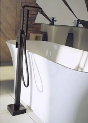 Produktbild von BADLAND Badewanne Freistehende Wannenarmatur Modern I Schwarz Matt