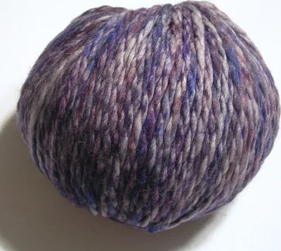 Produktbild von Schulana Nebiola 100g Fb.140 violett