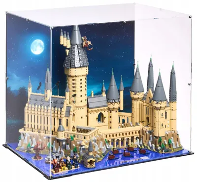 Immagine prodotto di Vetrina nera per LEGO® 71043 Harry Potter – Castello di Hogwarts™, con retro stampato
