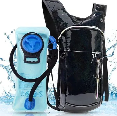 Produktbild von Famanu Hydrationsrucksack mit 2L Wasserblase - Ideal für Outdoor, Festivals und Sport