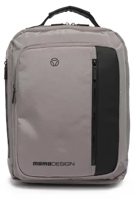 Immagine prodotto di Zaino Momo Design, in poliestere nero, con cerniera e scomparti organizzati, dimensioni 31,5 x 39,5 cm