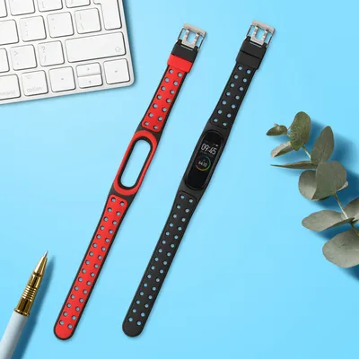 Produktbild von kwmobile 2x Sportarmband kompatibel mit Xiaomi Mi Band 4 Armband - Fitnesstracker Band Set aus TPU Silikon