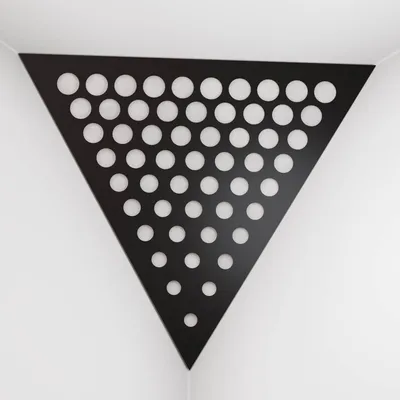 Obrázek produktu pro Balení po 2 kusech – basová past do rohů stropu „Triangle-F“ | Akustická pěna ve tvaru pyramidy s laminovanou deskou z HDF a potahem [ROUNDS – černá | bílá]