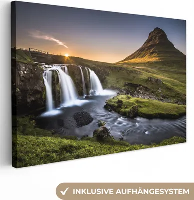 Produktbild von MuchoWow® - Leinwandbilder - Wasserfälle, umgeben von grünen Hügeln, Wandbild, Wanddeko Bilder Wohnzimmer, 30x20 cm