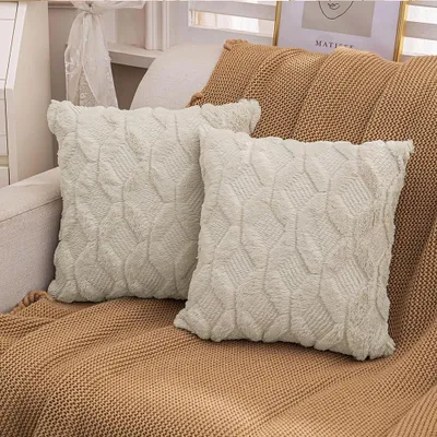 Produktbild von Set mit 2 Kissenbezügen (40 x 40 cm), dekorative Kissen, Sofakissen, Wollkissenbezüge, flauschiger beigefarbener Kissenbezug im Boho-Stil mit verdecktem Reißverschluss für Wohnzimmer und Schlafzimmer