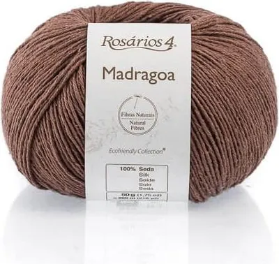 Produktbild von Rosarios 4 Madragoa Seidengarn 100% Seide, Bronzebraun, 50g, Ideal für Sommerprojekte