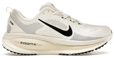 Image de Nike Vomero 18, couleur Summit White et Coconut Milk, taille EU 42.5