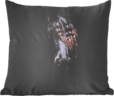 Produktbild von MuchoWow® Zierkissen Sofakissen Wohnzimmer Dekokissen 60x60 cm Pferde - Friesisch - Mähne - Schwarz - Tiere - Sitzfläche - Foto Polster