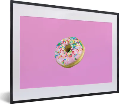 Produktbild von MuchoWow® MuchoWow® Gerahmtes Poster Bunter Donut 40x30 cm - Poster mit zchwarzem Bilderrahmen - Bilderrahmen - Poster im Rahmen