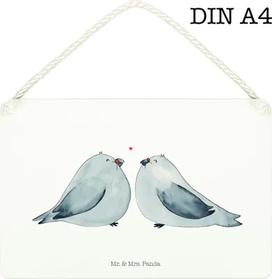 Produktbild von Mr. & Mrs. Panda Holzschild Turteltauben Liebe DIN A4 - Weiß - Geschenk, Tauben, glücklich, Hochzeitstag, kleine aufmerksamkeit, wandtafel, Partner, hängeschild, Freundin