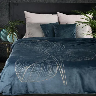 Produktbild von Eurofirany Decke Wohndecke Sofadecke BLANCA 1 150x200 cm dunkelblau marinegold