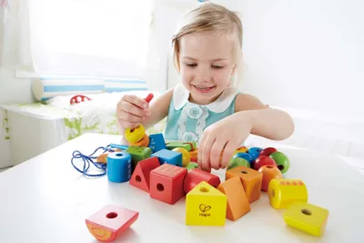 Produktbild von Hape Early Explorer Fädelklötze, E1019
