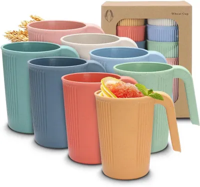 Produktbild von Set aus 8 bruchsicheren Kunststoffbechern mit Griff 350 ml
