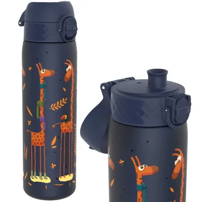 Image de Bouteille d'eau ION8 500 ml avec imprimé girafe bleu marine