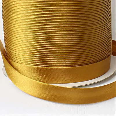 Produktbild von Satin Schrägband | Breite 15 mm - gefalzt Rolle (132 Meter) Gold