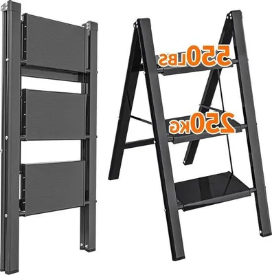 Obrázok produktu pre 3-stupňový rebrík z hliníkovej zliatiny, nosnosť 120 kg, biely, ľahký