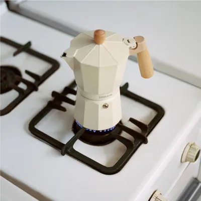Produktbild von CREATE THERA MOKA RETRO, Mokka-Kanne, 0,35 l, Creme, Aluminium, 6 Tassen, Holz