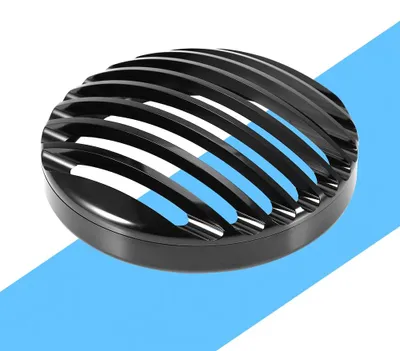 Zdjęcie produktu dla Czarna aluminiowa osłona reflektora motocyklowego 5 3/4" do modelu XL 883 1200