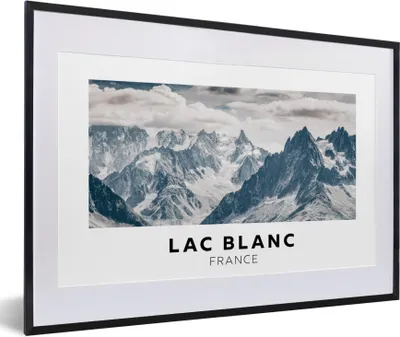 Produktbild von MuchoWow® Gerahmtes Poster Frankreich - Berge - Schnee 60x40 cm - Poster mit Schwarzem Bilderrahmen Wandposter Rahmen Foto Bilder - Schlafzimmer - Plakat in Rahmen - Drucken