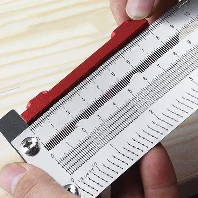 Image de Règle de mesure métallique de précision pour le travail du bois - Règle en T de 8 pouces