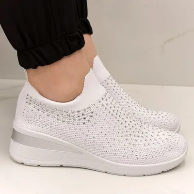 Zdjęcie produktu dla Damskie białe kamyczkowe trampki SLIP-ON KLARISA