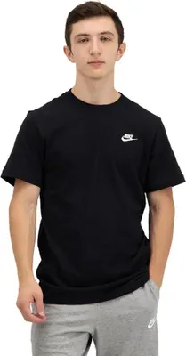Produktbild von Nike Sportswear Club Kurzarm-t-shirt Schwarz S / Regular Herren Schwarz S