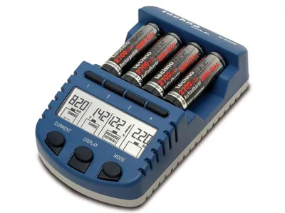 Produktbild von Technoline BC 1000 Ladegerät, fÃ1/4r bis zu 4 Akkus
