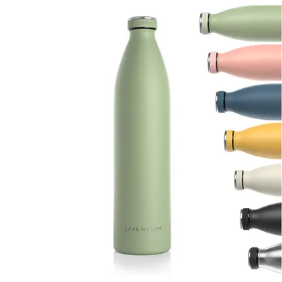 Immagine prodotto di LARS NYSØM Bottiglia in acciaio inossidabile | Bottiglia termica senza BPA | Bottiglia antiversamento per lo sport, la bicicletta, il cane, i bambini, 1500 ml, colore Sage
