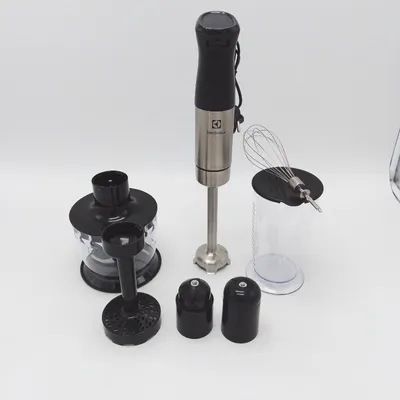 Produktbild von Electrolux E5HB2-8SS, Pürierstab, 0,7 l, Pulsfunktion, 1,5 m, 1000 W, Edelstahl