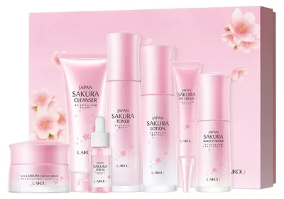 Productafbeelding van Huidverzorgingsset met reiniger, toner, lotion en serum