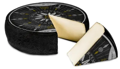 Produktbild von Schwarzenstein Hartkäse Mila ganze Form ca. 9 kg.