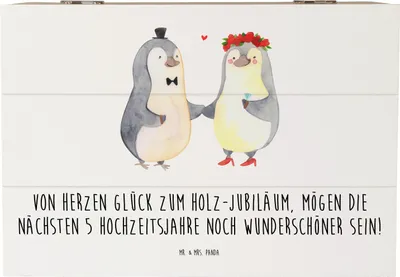 Produktbild von Mr. & Mrs. Panda Geschenkbox 5. Hochzeitstag Holzhochzeit 22 x 15 cm - Weiß - Geschenk, personalisiert, Glückwünsche, Box, Truhe, Geschenke, Heirat, fotobox, Hochtzeit